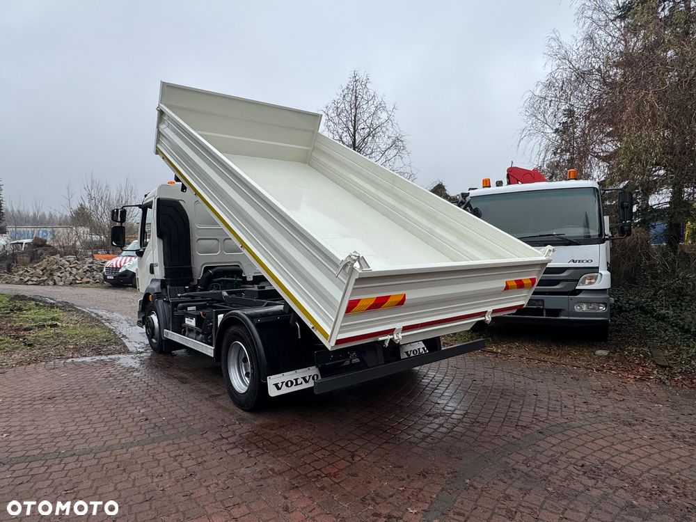 Volvo FL 250 Wywrotka 3 Stronna - 6