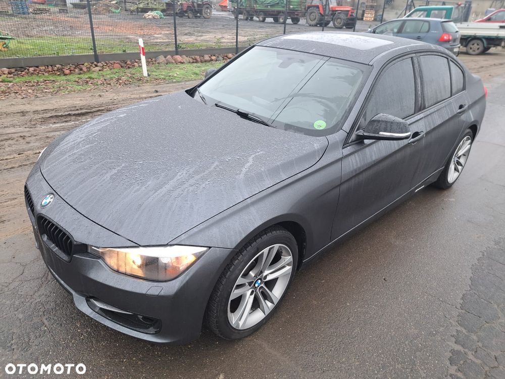 BMW Seria 3 328i xDrive - 5