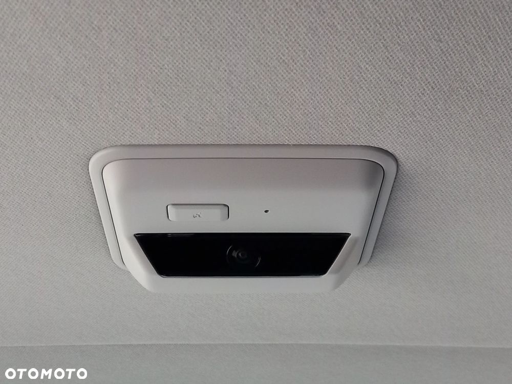 Hyundai Staria 1.6 T-GDI HEV Smart VIP - 36