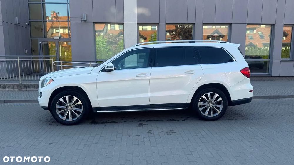 Mercedes-Benz GL 500 4Matic (BlueEFFICIENCY) 7G-TRONIC - 31