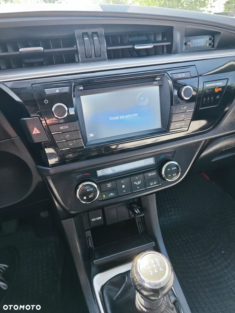 Toyota Corolla 1.6 Active - 15