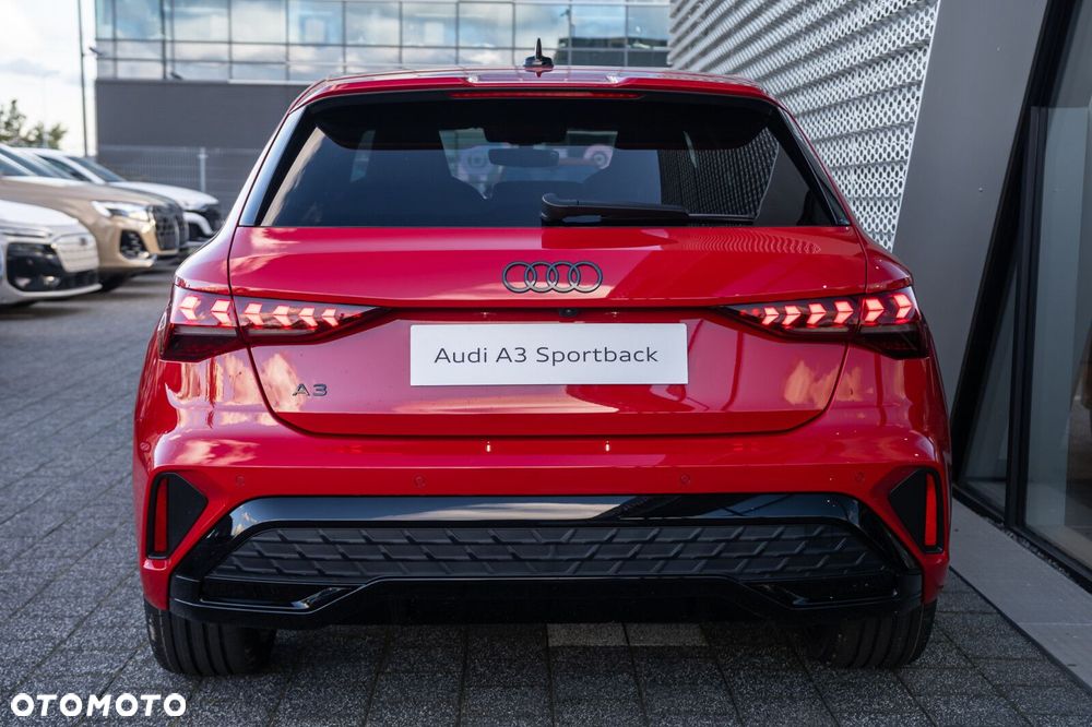 Audi A3 Sportback - 4