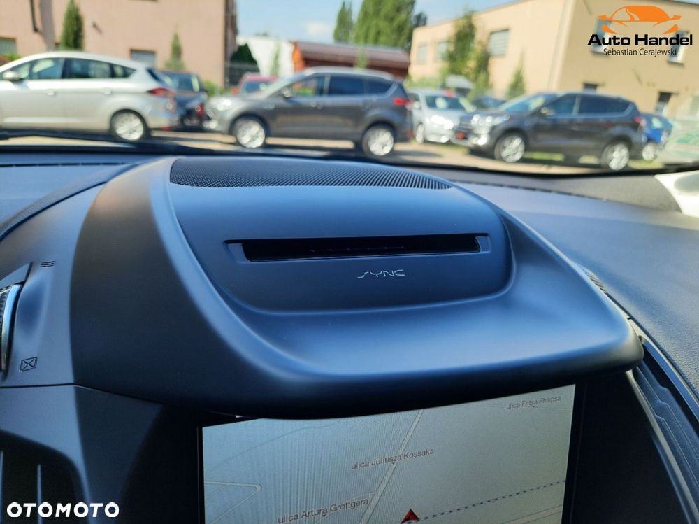 Ford Kuga 1.5 EcoBoost 2x4 Titanium - 37