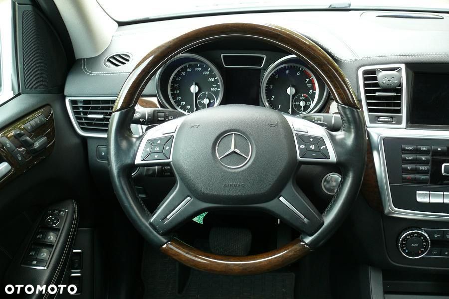 Mercedes-Benz GL 500 4-Matic - 13