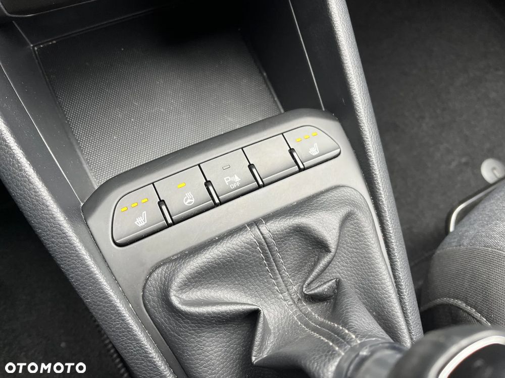 Kia Stonic 1.2 M - 19