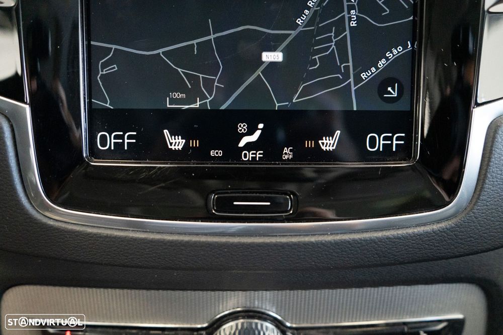 Volvo XC 90 2.0 T8 PHEV Inscription AWD - 37