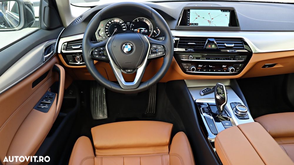 BMW Seria 5 520d Touring Aut. Luxury Line - 22