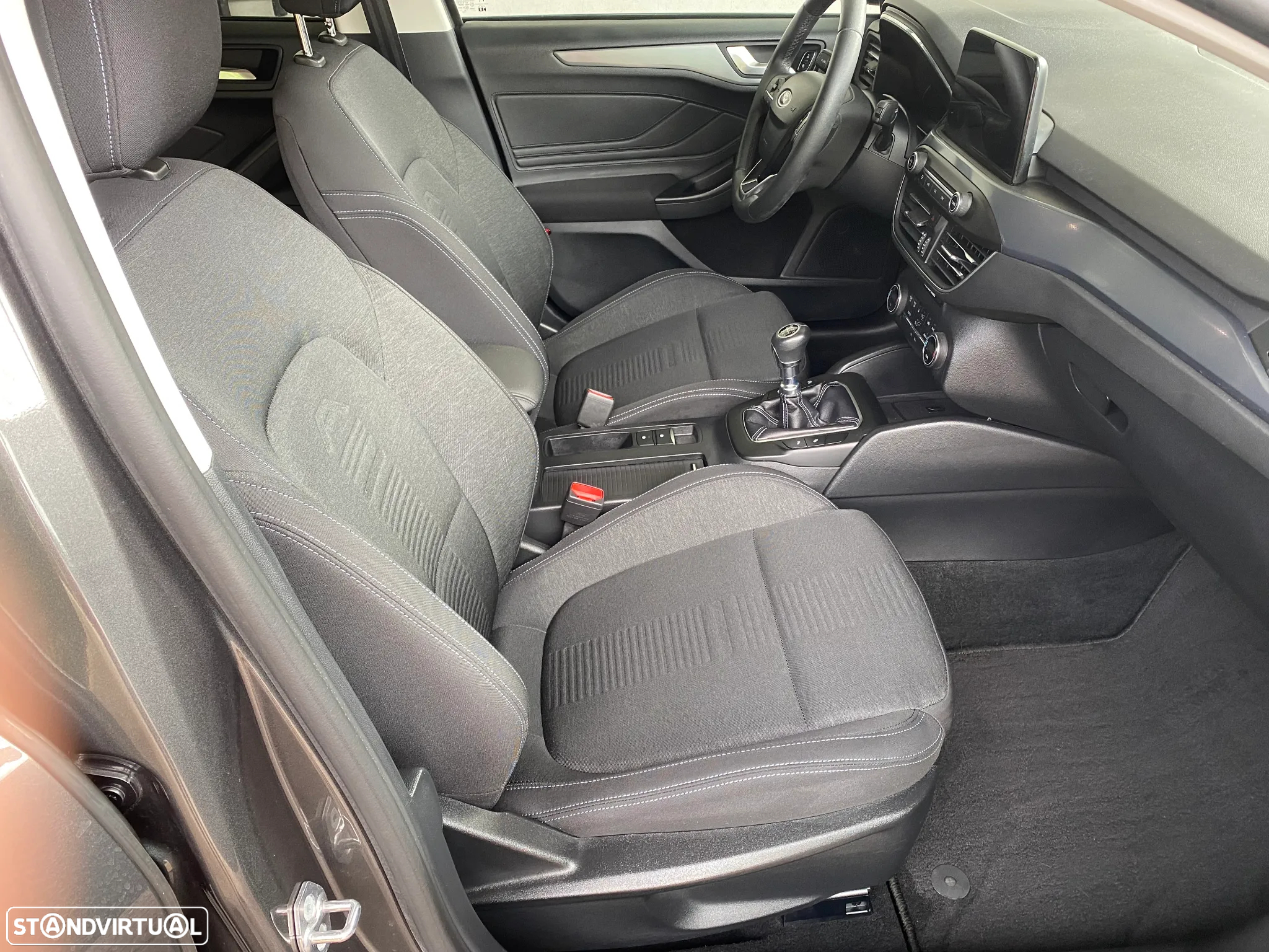 Ford Focus SW 1.5 TDCi EcoBlue Active X - 14