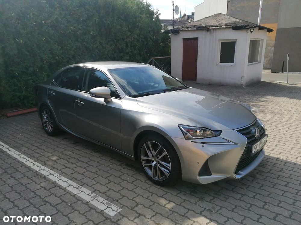 Lexus IS 300h Elegance - 2