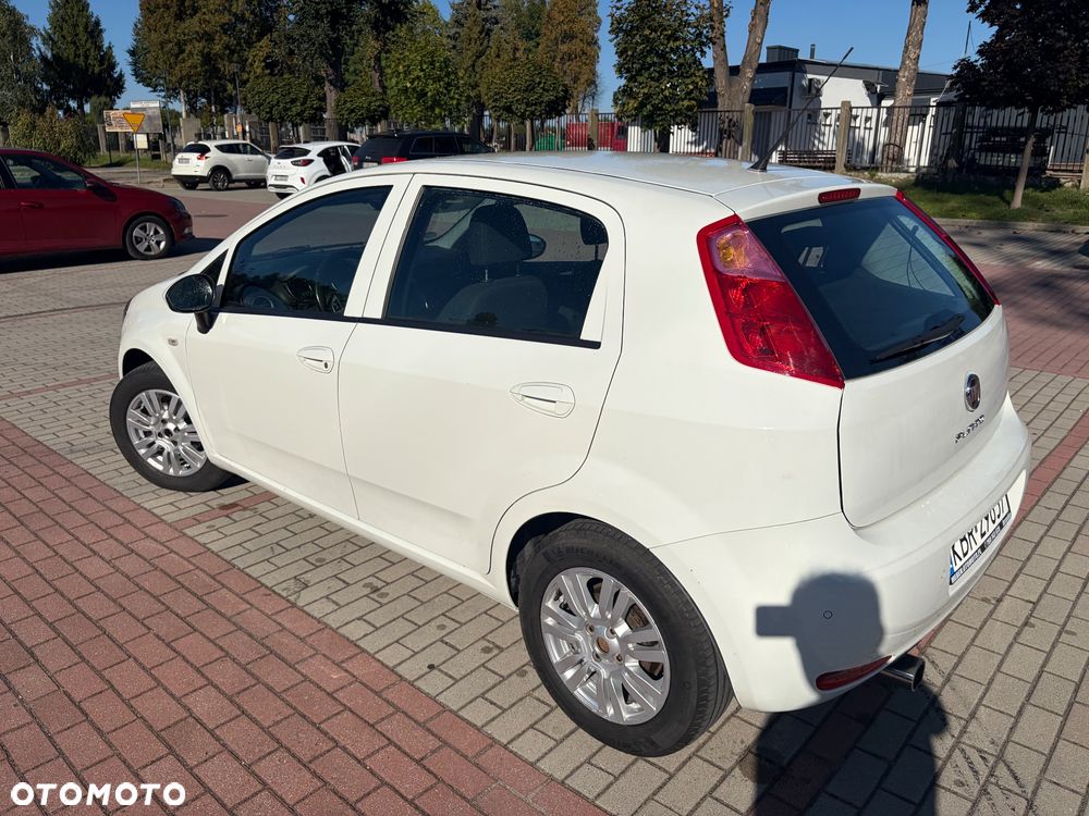 Fiat Punto 1.4 Easy S&S - 20