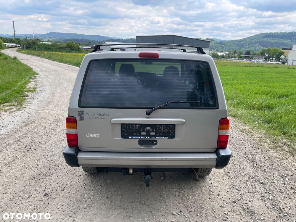 Jeep Cherokee 2.5 TD - 4