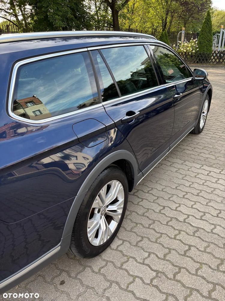 Volkswagen Passat Alltrack 2.0 TDI SCR 4Mot DSG - 3