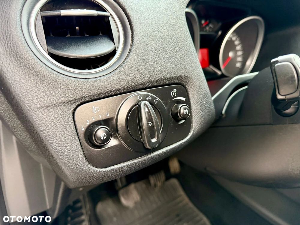 Ford Mondeo 2.0 TDCi Trend - 17