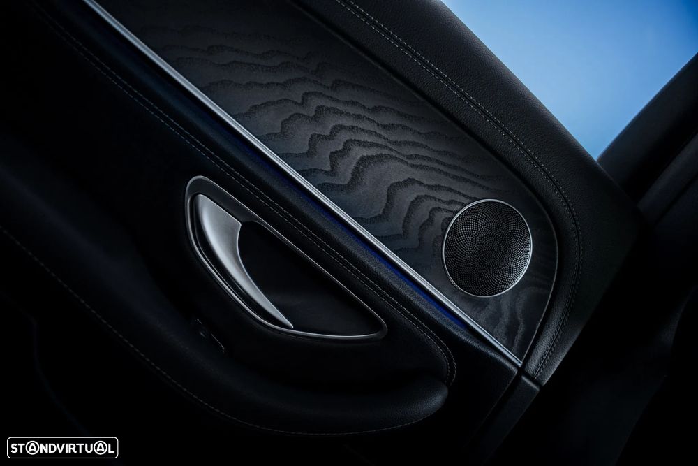 Mercedes-Benz E 300 de AMG Line - 30