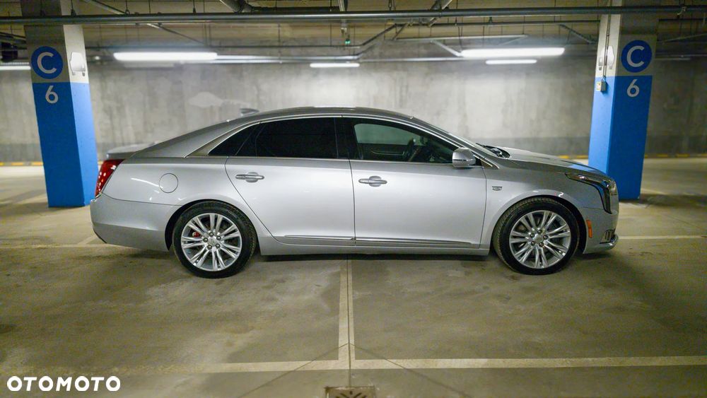 Cadillac XTS - 4
