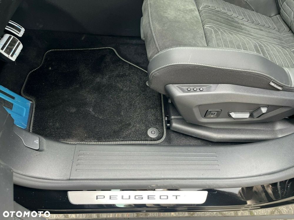 Peugeot 3008 1.2 PureTech mHEV GT E-DCS6 - 13