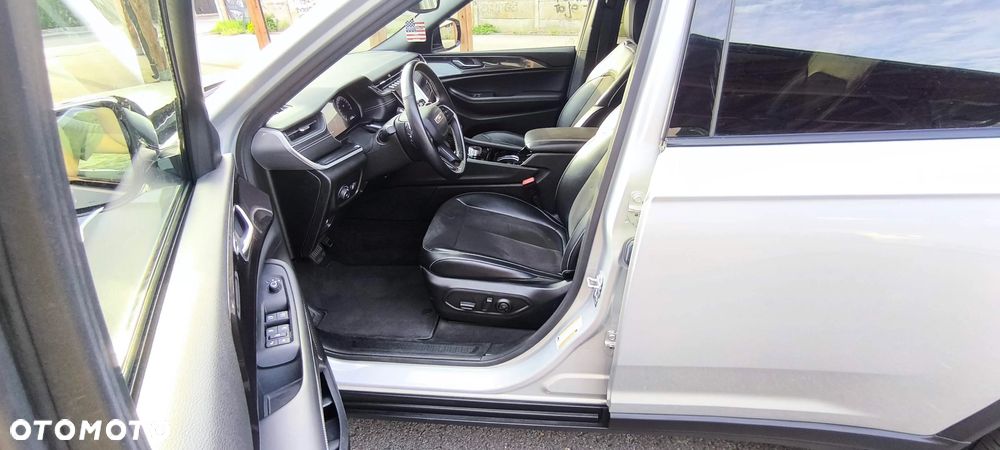 Jeep Grand Cherokee - 5