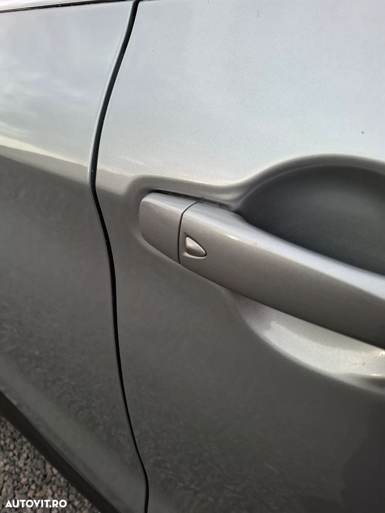 Nissan Qashqai 1.6 DCI Start/Stop X-TRONIC N-Connecta - 24