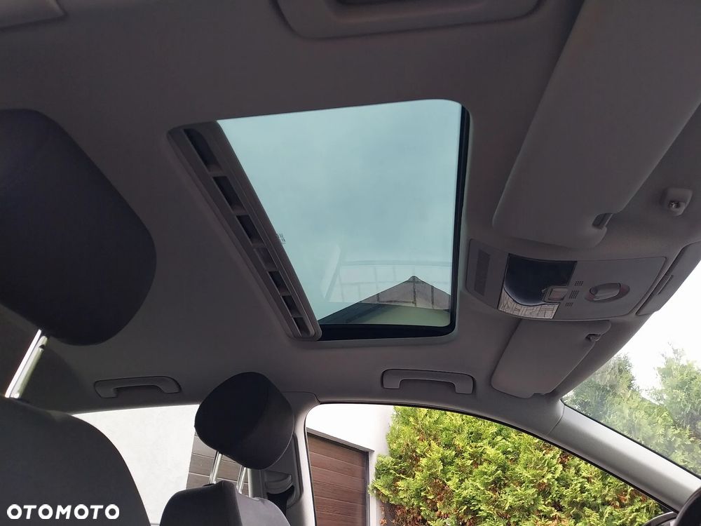 Audi A3 3-drzwiowe 1.6 S tronic Attraction - 10