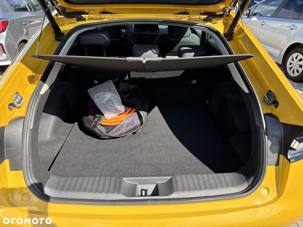Toyota Prius - 27