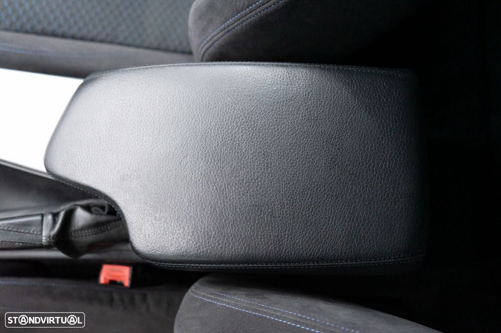 BMW 420 d Pack M Auto - 42