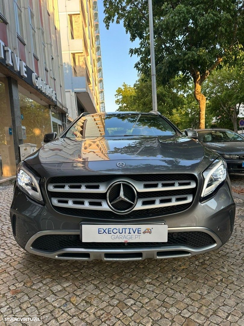 Mercedes-Benz GLA 220 d Urban - 4