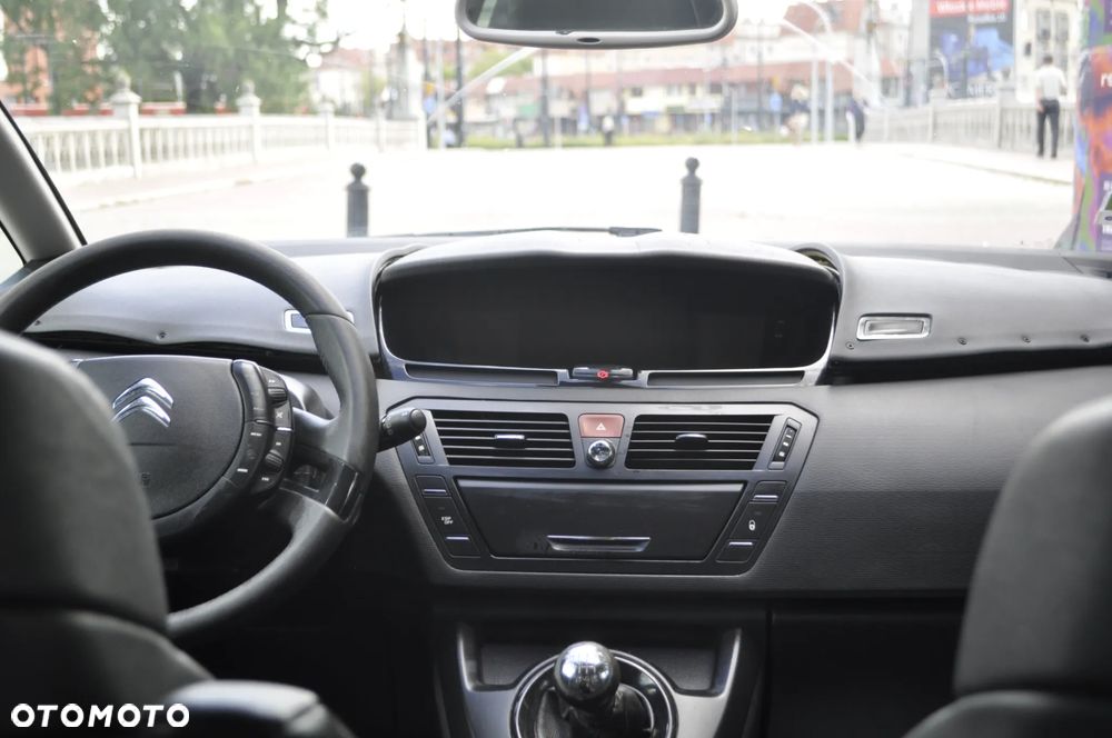 Citroën C4 Grand Picasso - 12
