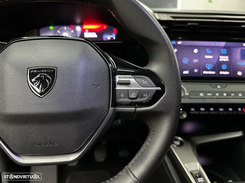 Peugeot 308 1.2 PureTech Active Pack - 17
