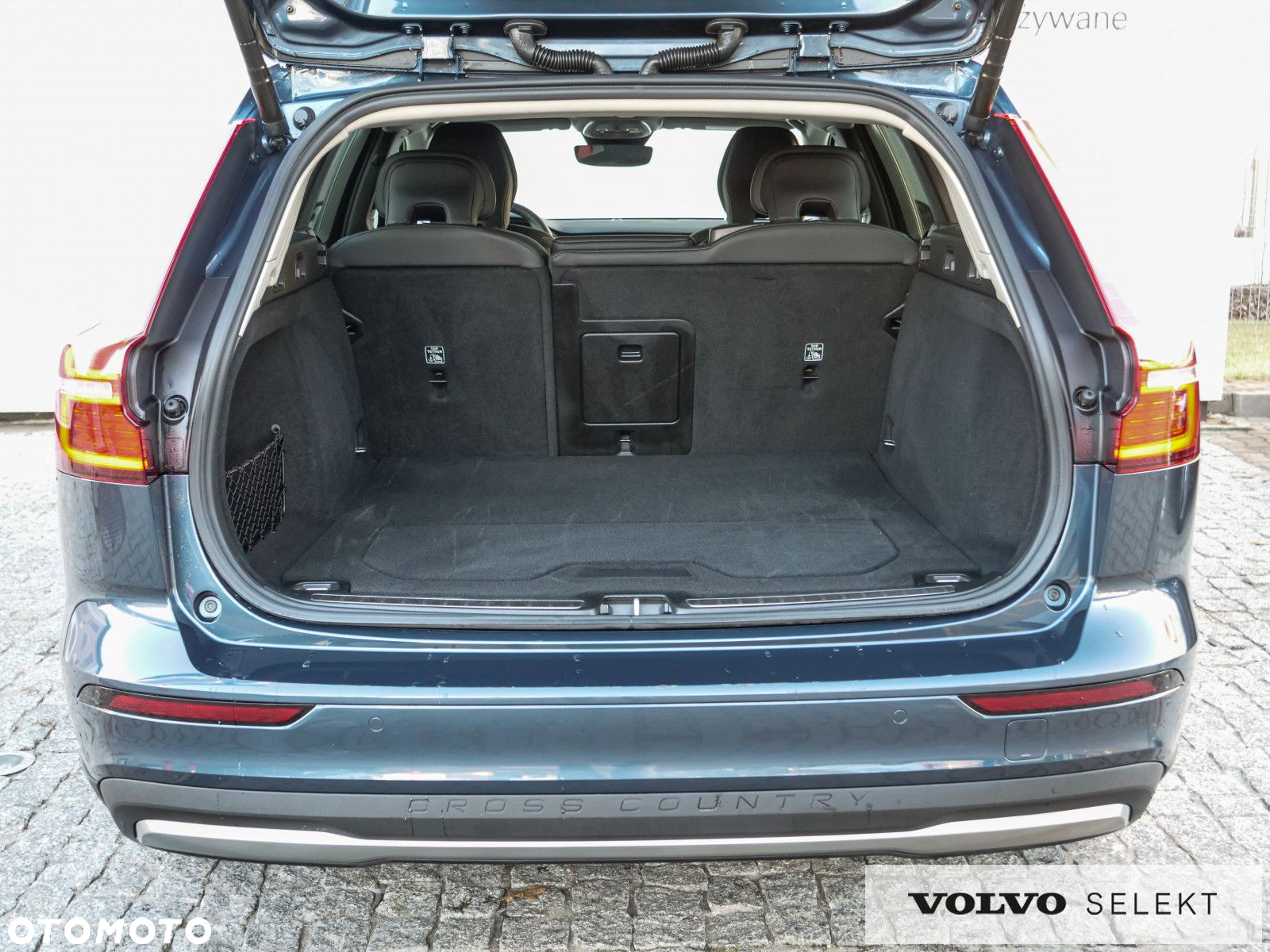 Volvo V60 Cross Country - 35