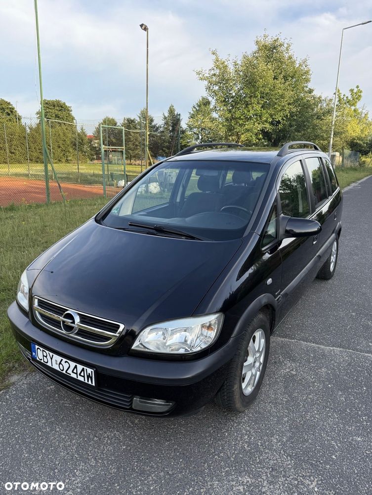 Opel Zafira 1.8 Executive - 3