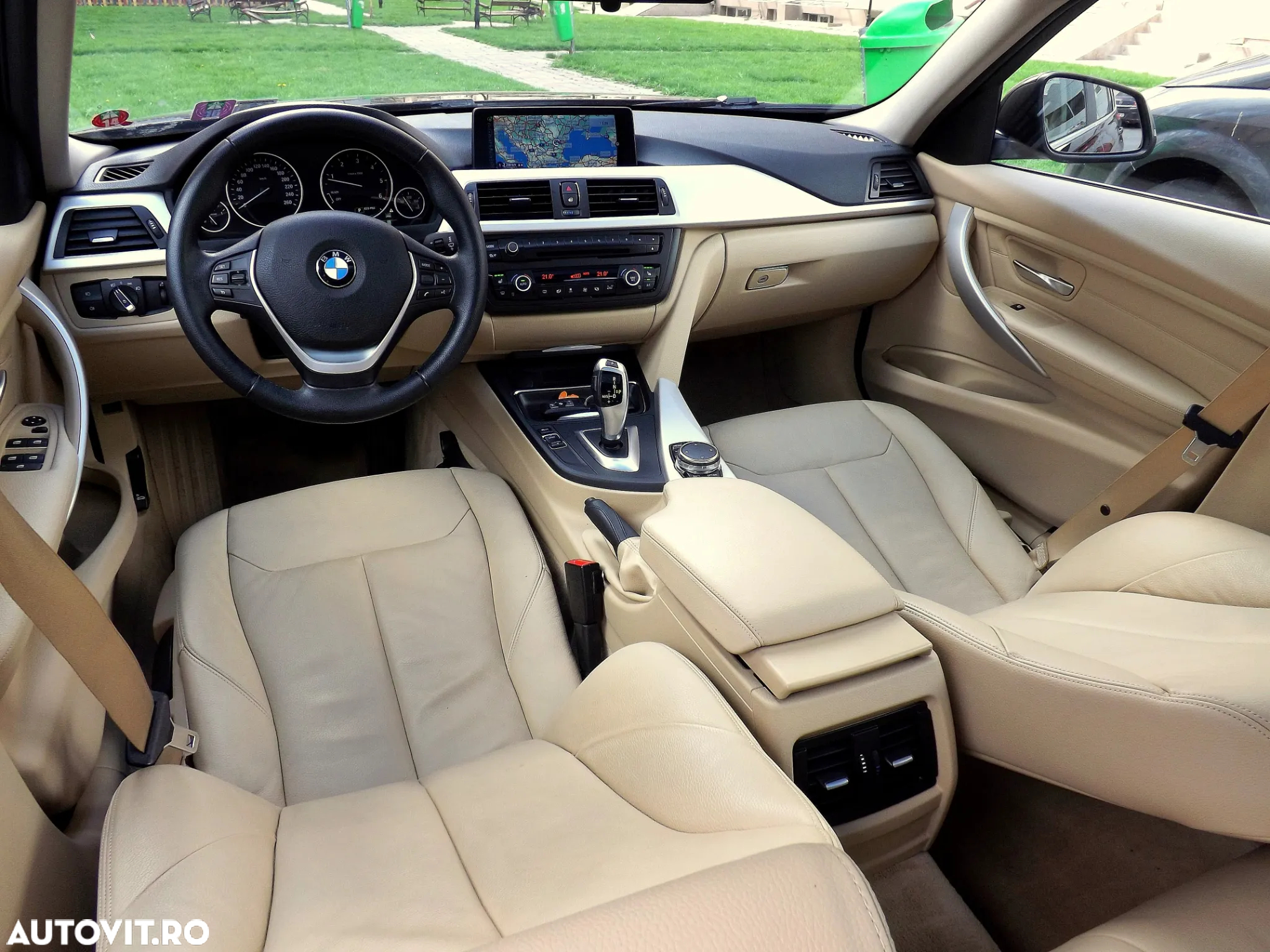 BMW Seria 3 320d Efficient Dynamic Edition Aut. Luxury Line - 10