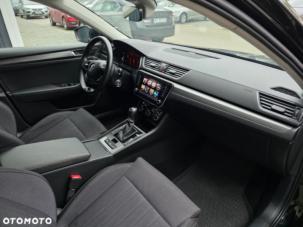 Skoda Superb 2.0 TSI Style DSG - 31