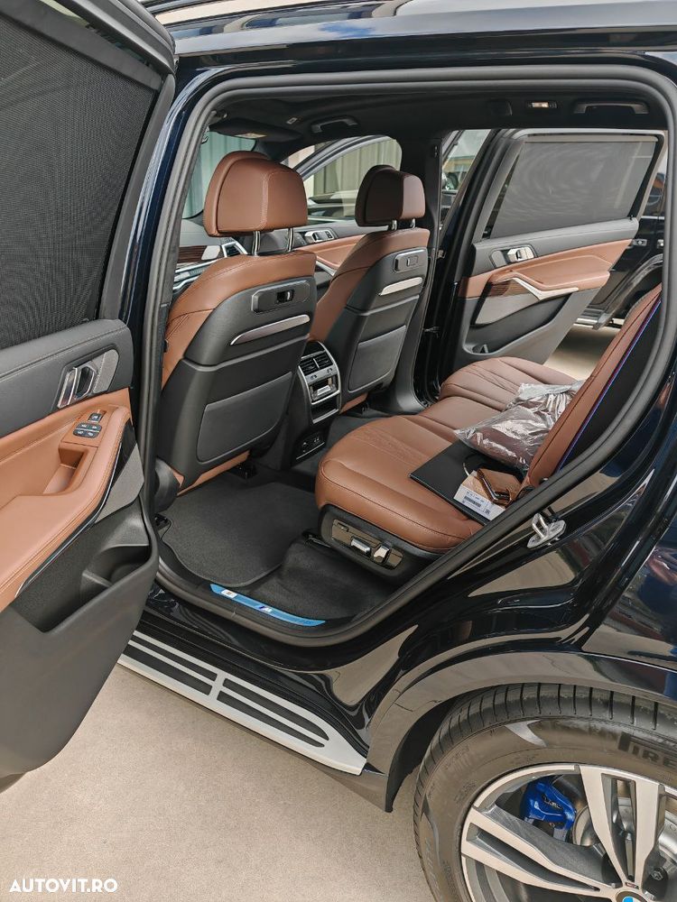 BMW X7 xDrive40i AT MHEV - 26