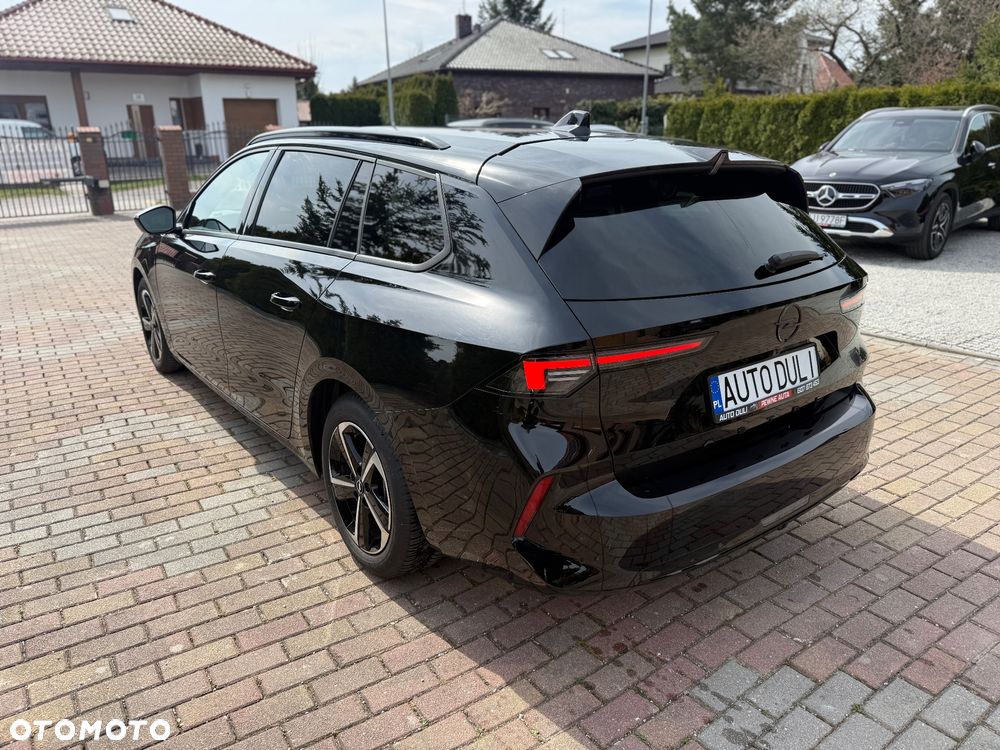 Opel Astra 1.2 Turbo Automatik GS Line - 2
