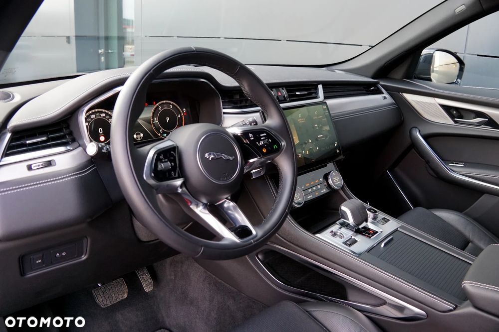 Jaguar F-Pace D200 AWD R-Dynamic S - 20