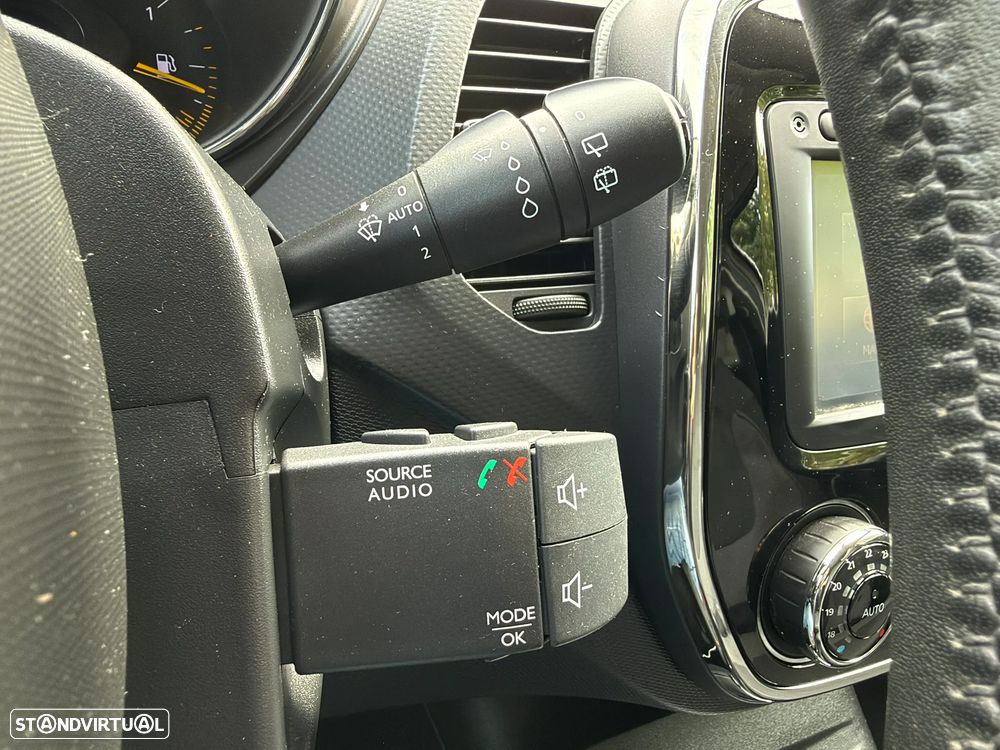 Renault Captur 1.5 dCi Exclusive - 17