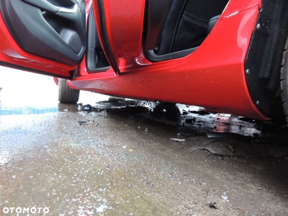 Listwa progowa lewa prawa Volvo V4o II '14 - 1