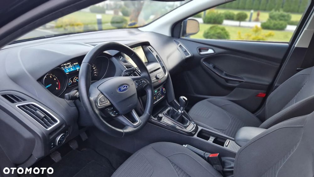 Ford Focus 1.0 EcoBoost Titanium ASS - 17