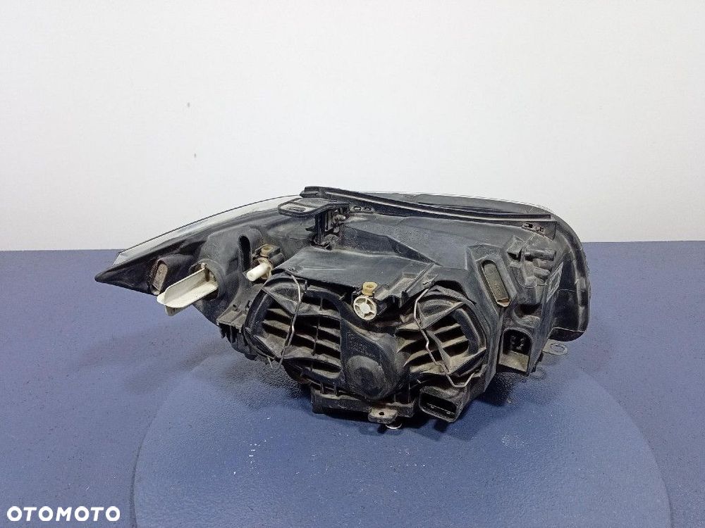BMW 1 E87 LCI LIFT REFLEKTOR LEWY LAMPA PRZÓD EU 7193387 - 2