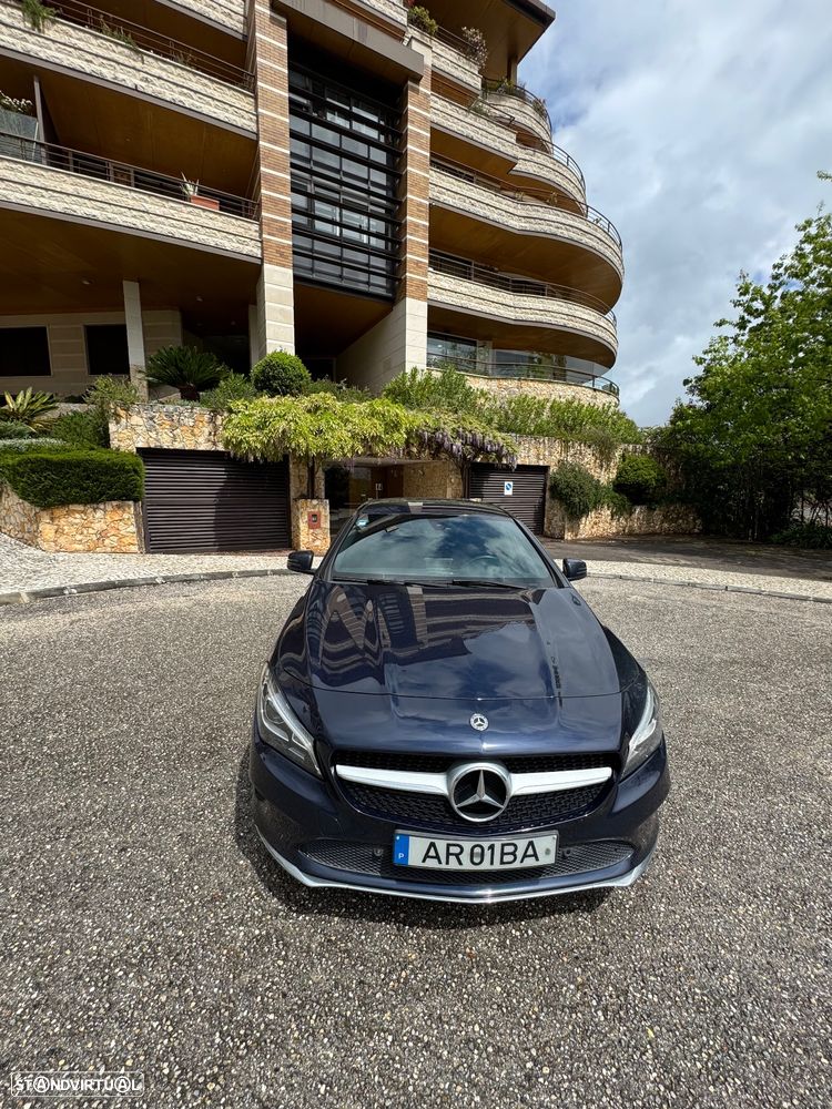 Mercedes-Benz CLA 200 d Shooting Brake Urban - 1