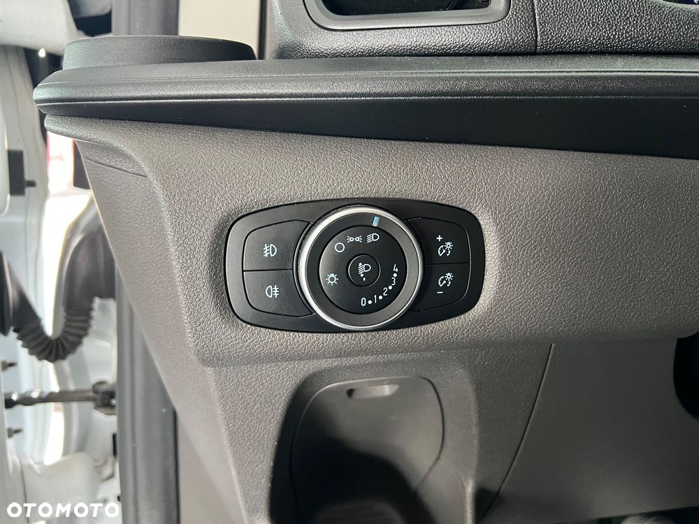 Ford Transit Custom Kombi-Van 320 L2H1 Trend - 21