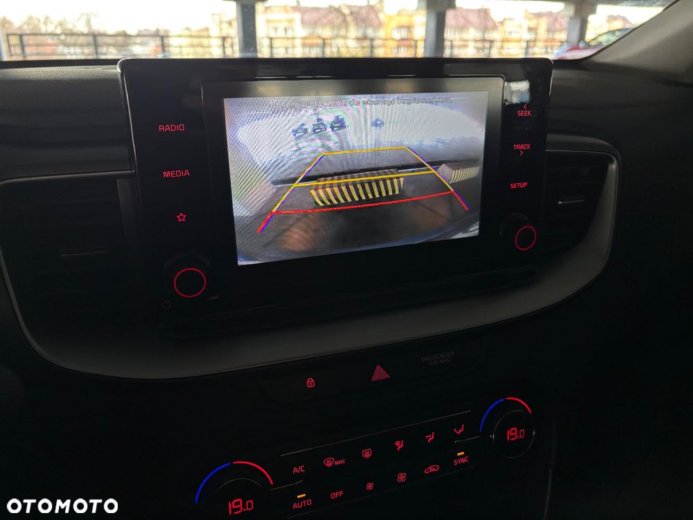 Kia Ceed 1.0 T-GDI M - 22