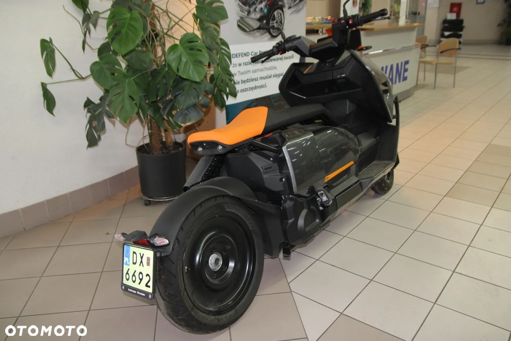 BMW CE 04 - 2