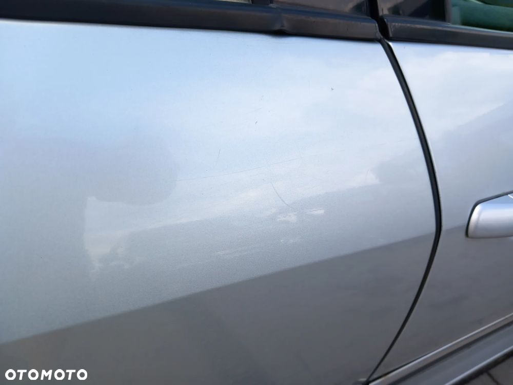 PEUGEOT 407 DRZWI PRAWE TYLNE PRAWY TYŁ KOMBI KOLOR: EZRC - 6