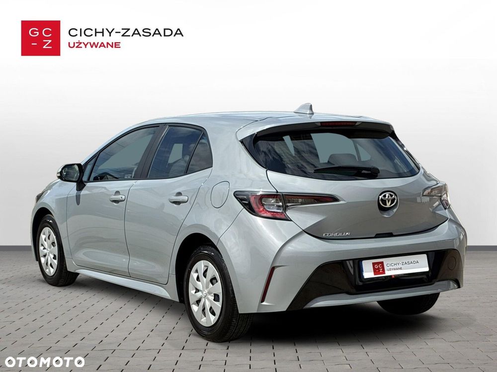 Toyota Corolla - 4