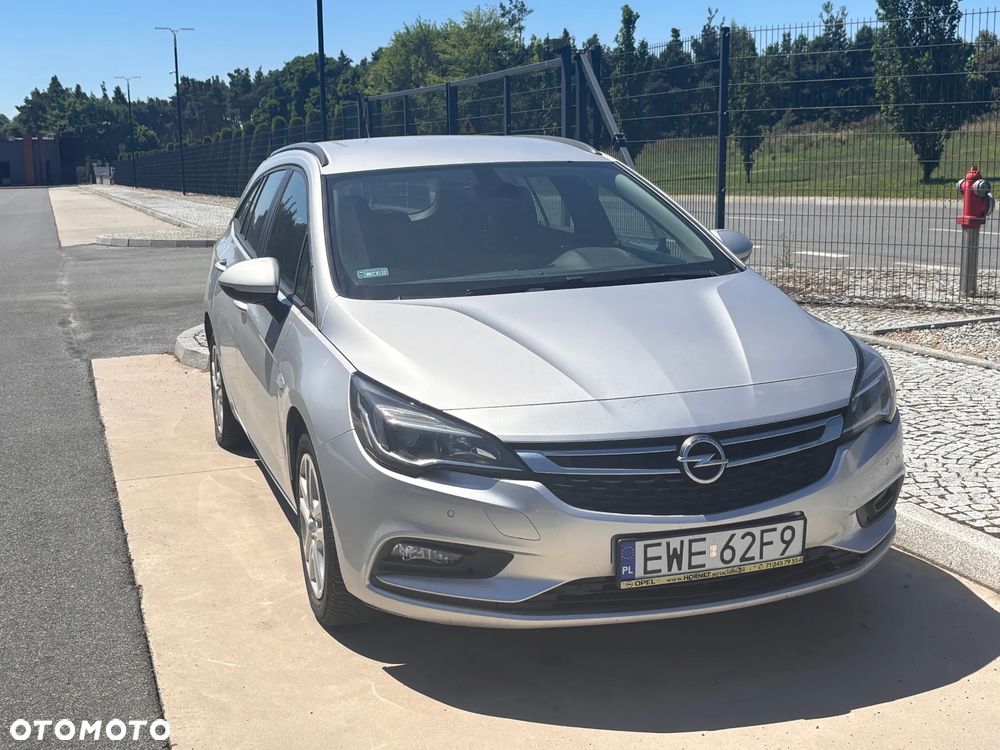 Opel Astra 1.6 CDTI Enjoy - 1
