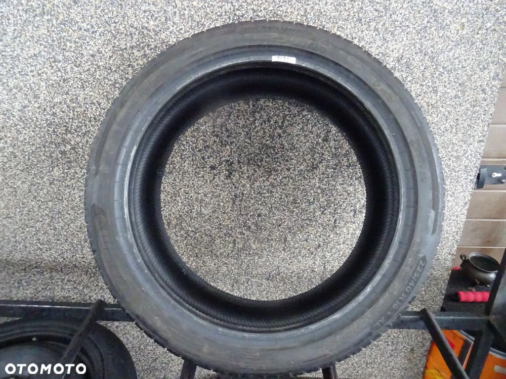 225/40/R18 92Y EV Extra loud Barum Bravuris 6 - 5