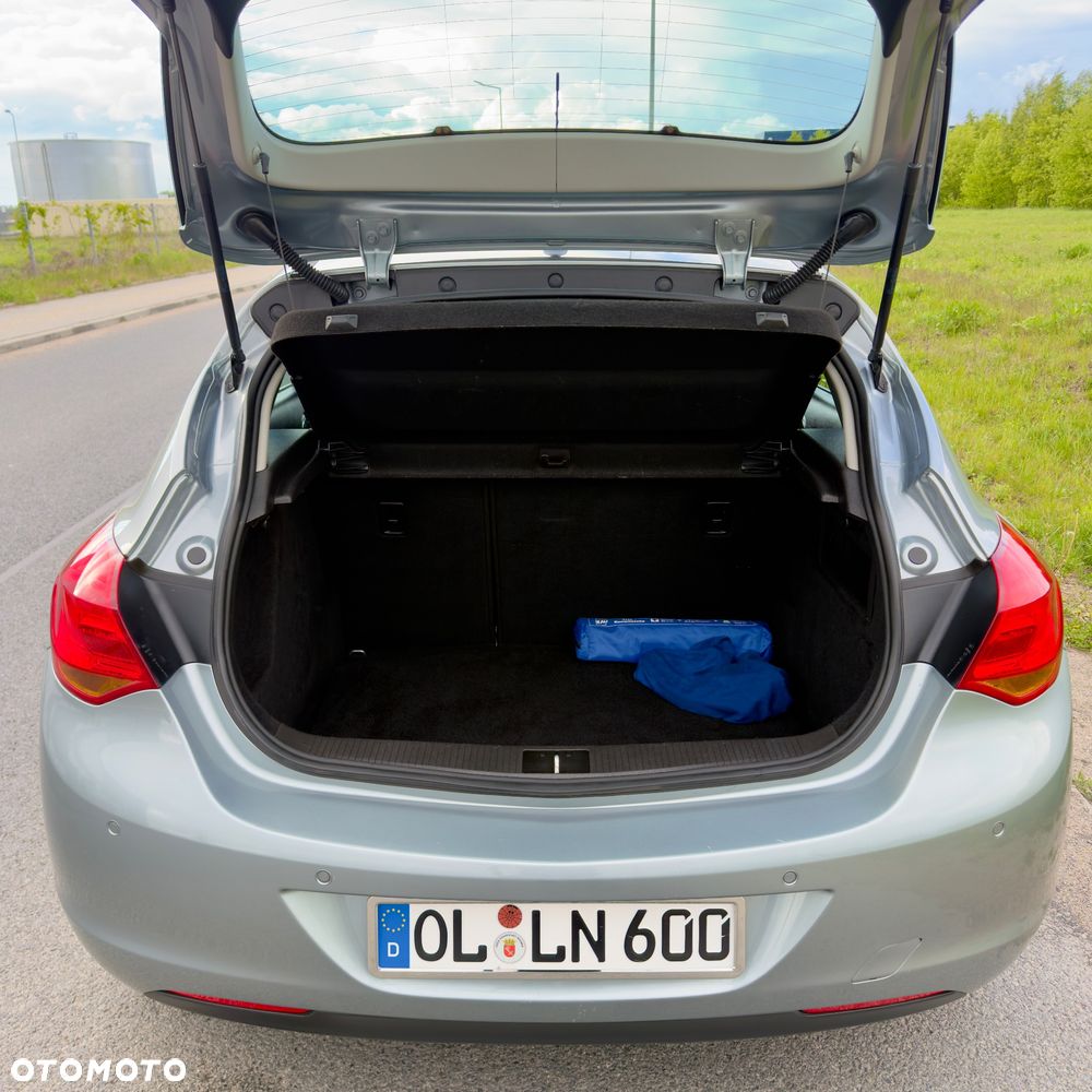 Opel Astra 1.6 Edition - 19