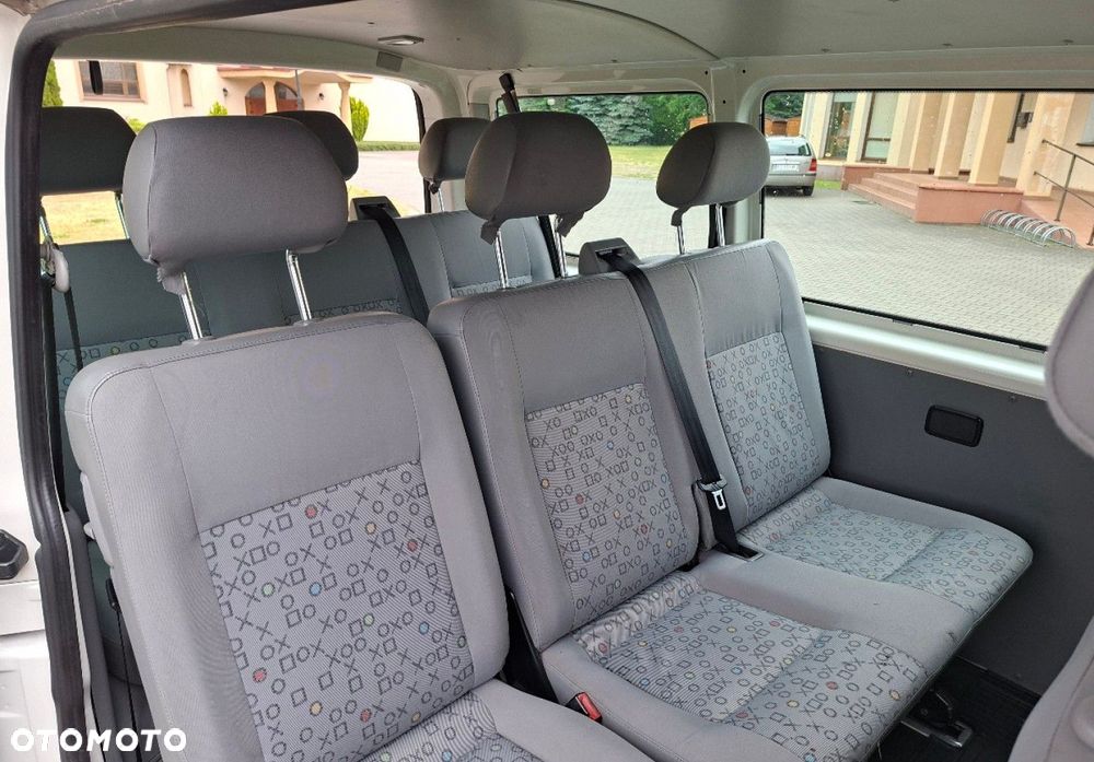 Volkswagen Transporter - 17