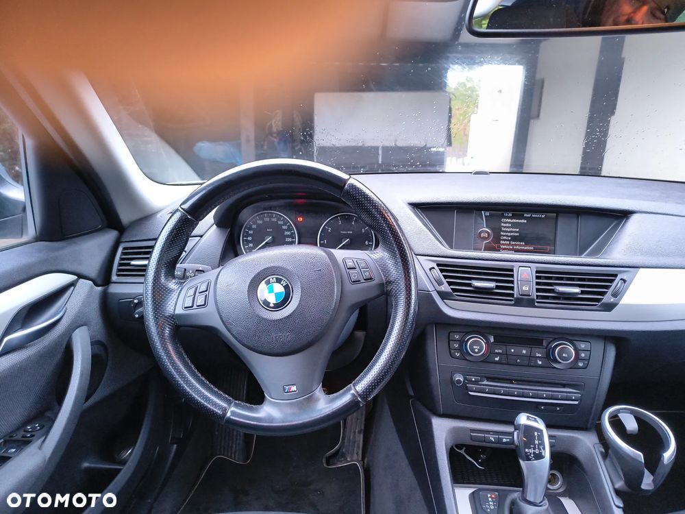 BMW X1 sDrive18i xLine - 12